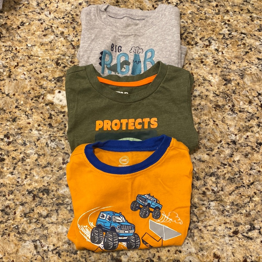 Brands Wonder Nations, & Carter’s, Size 12m